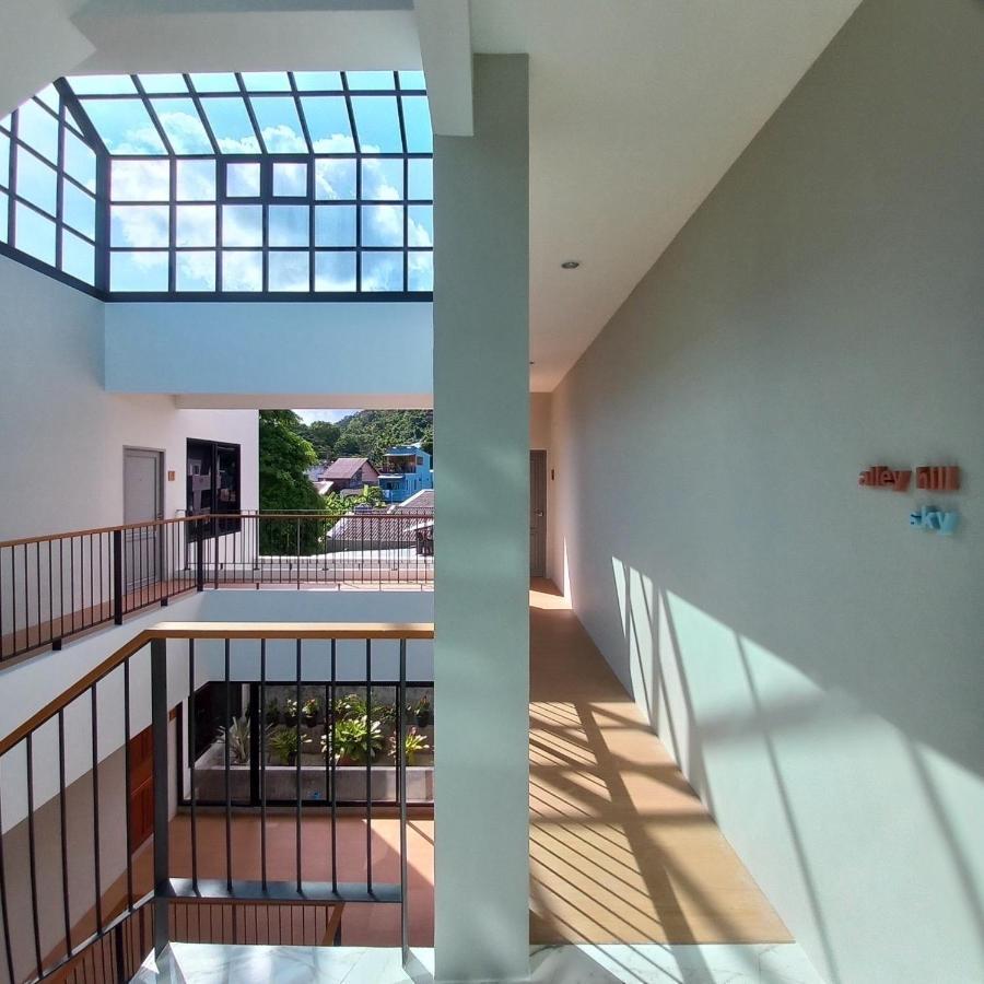 Alleyhill Phuket - Private & Cozy Boutique Екстериор снимка