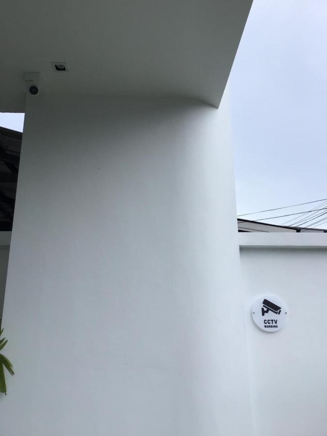 Alleyhill Phuket - Private & Cozy Boutique Екстериор снимка