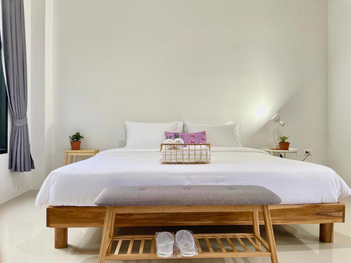 Alleyhill Phuket - Private & Cozy Boutique Екстериор снимка
