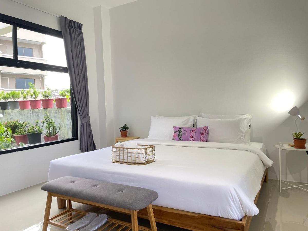 Alleyhill Phuket - Private & Cozy Boutique Екстериор снимка